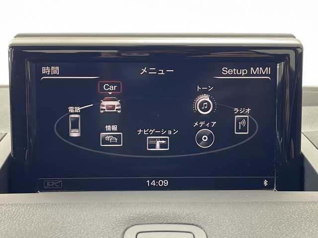 アウディ Ａ１ SB 1stエディション 秋田県 2015(平27)年 3.4万km グレイシアホワイトメタリック 純正ナビ/　（CD/DVD/Bluetooth）/バックカメラ/革巻きハンドル/パドルシフト/ステアリングスイッチ/ETC/純正フロアマット/純正16インチアルミホイール/HIDライト/フォグランプ/オートライト/リモコンキー