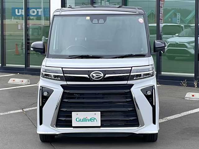 ダイハツ タント カスタム RS 道東・釧路十勝 2023(令5)年 0.8万km ブラックマイカメタリック/シャイニングホワイトパール ・４WD/・純正10インチナビ/（CD・DVD・AM・FM・SD・フルセグ）/・全方位モニター/・両側パワースライドドア/・純正アルミホイール/・コーナーセンサー前後/・衝突被害軽減ブレーキ/・レーンキープアシスト/・LEDヘッドライト/・ハーフレザーシート/・前席シートヒーター/・オートライト/・オートマチックハイビーム/・ステアリングスイッチ/・ドアバイザー/・リアサンシェード/・スマートキー/・プッシュスタート/・純正フロアマット