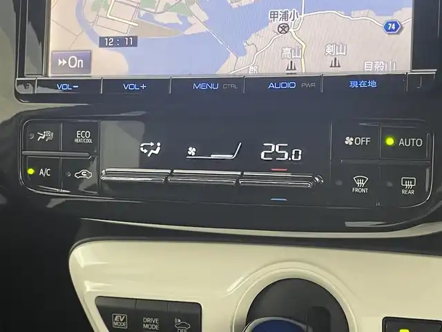 トヨタ プリウス S ツーリングセレクション 岡山県 2016(平28)年 7.8万km エモーショナルレッド 純正9インチSDナビ/(CD/DVD/Bluetooth/フルセグ)/社外エアロ（F/S/R）/衝突軽減ブレーキ/レーダークルーズコントロール/ビルトインETC/D/N席シートヒーター/LEDヘッドライト/コーナーセンサー/オートハイビーム/プッシュスタート/スマートキー/スペアキー/アイドリングストップ/ミュージックサーバー/純正フロアマット/純正ドアバイザー