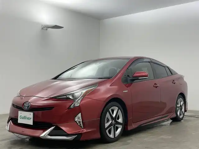 トヨタ プリウス S ツーリングセレクション 岡山県 2016(平28)年 7.8万km エモーショナルレッド 純正9インチSDナビ/(CD/DVD/Bluetooth/フルセグ)/社外エアロ（F/S/R）/衝突軽減ブレーキ/レーダークルーズコントロール/ビルトインETC/D/N席シートヒーター/LEDヘッドライト/コーナーセンサー/オートハイビーム/プッシュスタート/スマートキー/スペアキー/アイドリングストップ/ミュージックサーバー/純正フロアマット/純正ドアバイザー