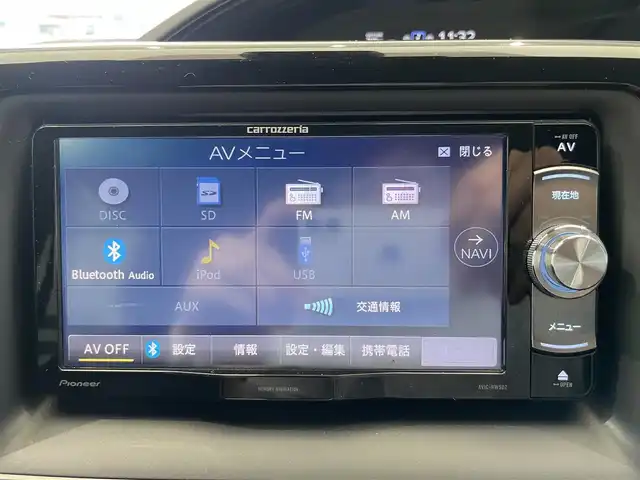 トヨタ エスクァイア Xi 鹿児島県 2019(平31)年 4.6万km ホワイトパールクリスタルシャイン 禁煙　/ナビ(CD/DVD/Bluetooth)　/トヨタセーフティセンス　/バックカメラ/両側パワースライドドア　/レーンキープアシスト　/前後コーナーセンサー　/純正ＬＥＤヘッドライト/フォグランプ　/シートバックテーブル/オートライト　/オートマチックハイビーム　/純正フロアマット/純正アルミホイール　/前後ドライブレコーダー/ＥＴＣ