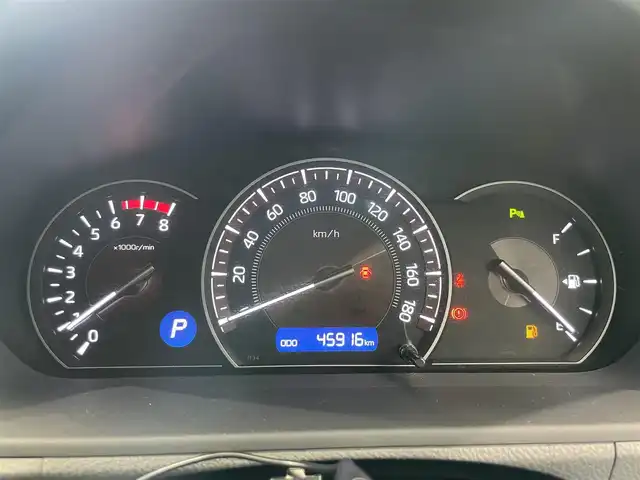 トヨタ エスクァイア Xi 鹿児島県 2019(平31)年 4.6万km ホワイトパールクリスタルシャイン 禁煙　/ナビ(CD/DVD/Bluetooth)　/トヨタセーフティセンス　/バックカメラ/両側パワースライドドア　/レーンキープアシスト　/前後コーナーセンサー　/純正ＬＥＤヘッドライト/フォグランプ　/シートバックテーブル/オートライト　/オートマチックハイビーム　/純正フロアマット/純正アルミホイール　/前後ドライブレコーダー/ＥＴＣ