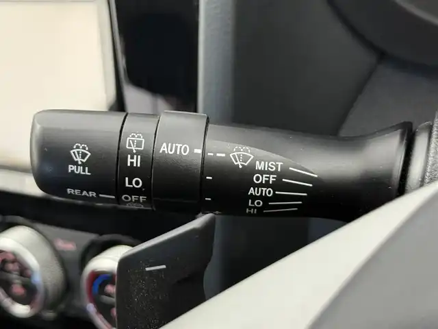 スバル インプレッサ ＸＶ 2．0i－L アイサイト 愛知県 2015(平27)年 3.8万km ベージュ アイサイト/レーダークルーズコントロール/社外SDナビ/・フルセグTV/・Bluetooth/バックカメラ/革巻きステアリング/パドルシフト/ETC/パワーシート/ドライブレコーダー/USB