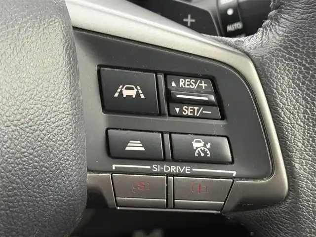 スバル インプレッサ ＸＶ 2．0i－L アイサイト 愛知県 2015(平27)年 3.8万km ベージュ アイサイト/レーダークルーズコントロール/社外SDナビ/・フルセグTV/・Bluetooth/バックカメラ/革巻きステアリング/パドルシフト/ETC/パワーシート/ドライブレコーダー/USB