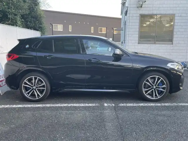 ＢＭＷ ＢＭＷ Ｘ２ M35i 茨城県 2021(令3)年 1.5万km サファイアブラックP Bluetooth/ABS/コーナーセンサー/横滑り防止/クローズコントロール/エアバック（ダブル＋サイド）/パーキングアシスト/アイドリングストップ/パワーステアリング/ダウンヒルアシスト/サンルーフ/ETC/LEDライト/バックカメラ