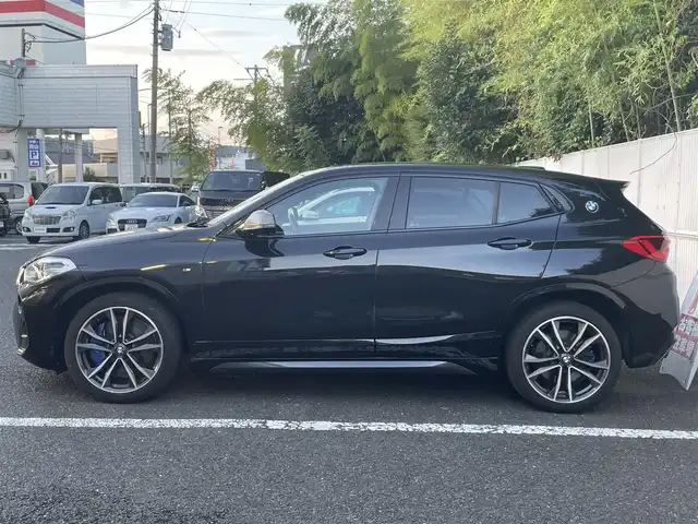 ＢＭＷ ＢＭＷ Ｘ２ M35i 茨城県 2021(令3)年 1.5万km サファイアブラックP Bluetooth/ABS/コーナーセンサー/横滑り防止/クローズコントロール/エアバック（ダブル＋サイド）/パーキングアシスト/アイドリングストップ/パワーステアリング/ダウンヒルアシスト/サンルーフ/ETC/LEDライト/バックカメラ