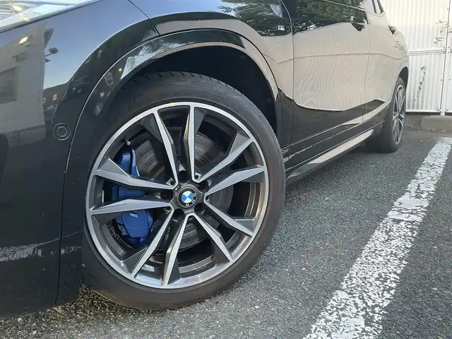 ＢＭＷ ＢＭＷ Ｘ２ M35i 茨城県 2021(令3)年 1.5万km サファイアブラックP Bluetooth/ABS/コーナーセンサー/横滑り防止/クローズコントロール/エアバック（ダブル＋サイド）/パーキングアシスト/アイドリングストップ/パワーステアリング/ダウンヒルアシスト/サンルーフ/ETC/LEDライト/バックカメラ