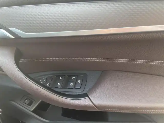 ＢＭＷ ＢＭＷ Ｘ２ M35i 茨城県 2021(令3)年 1.5万km サファイアブラックP Bluetooth/ABS/コーナーセンサー/横滑り防止/クローズコントロール/エアバック（ダブル＋サイド）/パーキングアシスト/アイドリングストップ/パワーステアリング/ダウンヒルアシスト/サンルーフ/ETC/LEDライト/バックカメラ