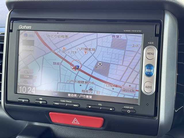 ホンダ Ｎ ＢＯＸ カスタム ターボ SSパッケージ 青森県 2014(平26)年 10.3万km プレミアムホワイトパール 4WD・ターボ/純正メモリナビ・ワンセグTV/CD・DVD・Bluetooth・SD/バックカメラ/前席シートヒーター/あんしんパッケージ/両側パワースライドドア/衝突軽減ブレーキ/クルーズコントロール/純正ETC/前後ドライブレコーダー/革調シートカバー/HIDヘッドライト/フォグランプ/純正15インチアルミ/スマートキー/プッシュスタート
