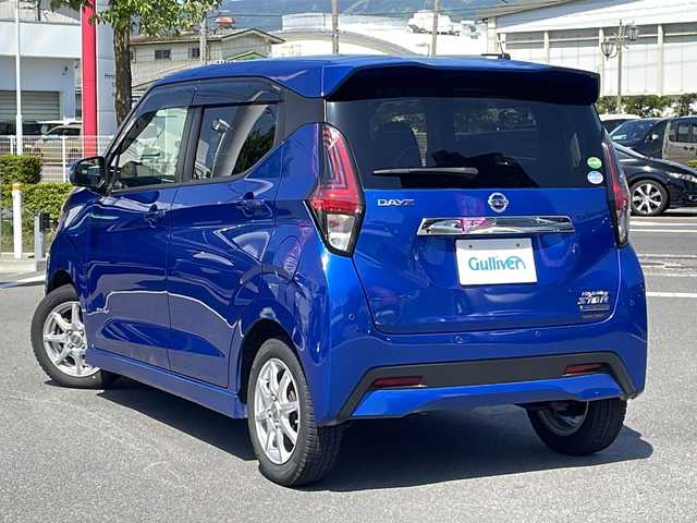 日産 デイズ HWS X プロパイロットED 長野県 2020(令2)年 5.2万km オーシャンブルーP 純正ディスプレイオーディオ/・Bluetooth/・CD/FM/AM/・DVD再生機能有/・フルセグTV/全周囲カメラ/純正フロアマット/衝突軽減ブレーキ/コーナーセンサー/プロパイロット/ドライブレコーダー/オートライト/オートエアコン/取扱説明書/LEDライト/Wエアバッグ/スマートキー/ETC/スペアキー1本