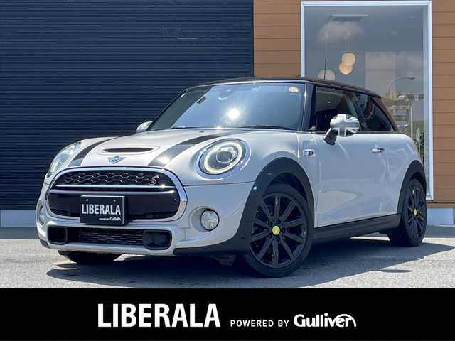 ＭＩＮＩ ミニ クーパー S 栃木県 2019(平31)年 3.8万km ホワイト・シルバー インテリジェントセーフティ/コンフォートアクセス/アダプティブクルーズコントロール/ナビ/社外フルセグTV/＊リモコンあり/社外DVDプレイヤー/＊リモコンあり/バックカメラ/ミラーETC/パークディスタンスコントロール/シートヒーター /LEDヘッドライト/オートライト/ドライブレコーダー/アンビエントライト /ディスプレイリング