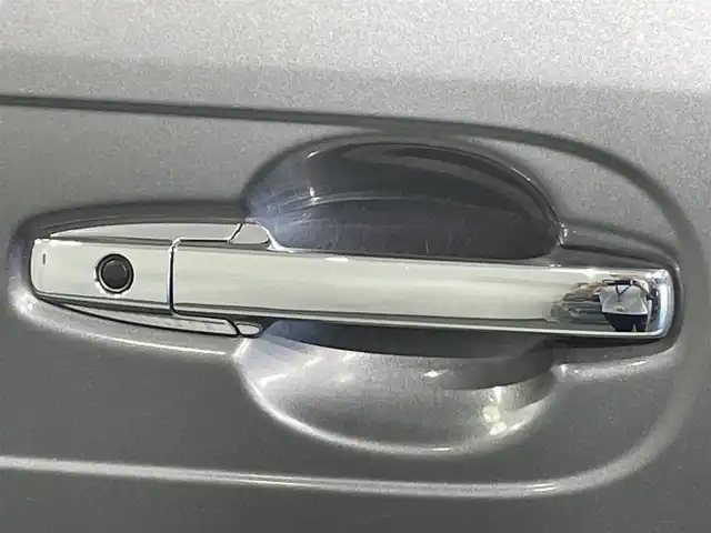 ホンダ Ｎ ＢＯＸ カスタム G SSパッケージ 愛知県 2013(平25)年 16.6万km ポリッシュドメタルメタリック 純正Gathersナビ（VXM-145VFi)/（FM/AM/CD・DVD再生/SD/フルセグTV)/両側パワースライドドア/LEDヘッドライト/ETC/純正14インチAW/アイドリングストップ/フォグランプ/ステアリングスイッチ/純正フロアマット/プッシュスタート/　　-スマートキー/保証書