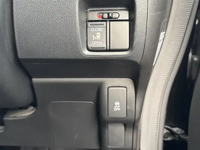 ホンダ Ｎ ＢＯＸ カスタム G Lパッケージ 青森県 2013(平25)年 10万km クリスタルブラックパール 4WD/ワンオーナー/純正メモリナビ/CD/USB/SD/バックカメラ/片側パワースライドドア/前後ドライブレコーダー/ETC/HIDヘッドライト/オートライト/フォグランプ/純正14インチアルミ/スマートキー/プッシュスタート