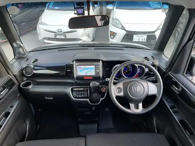 ホンダ Ｎ ＢＯＸ カスタム G Lパッケージ 和歌山県 2013(平25)年 10万km クリスタルブラックパール (株)IDOMが運営する【じしゃロン和歌山店】の自社ローン対象車両になります。こちらは現金ご利用時の価格です。/自社ローンご希望の方は別途その旨お申付け下さい。/4WD/ワンオーナー/純正メモリナビ/CD/USB/SD/バックカメラ/片側パワースライドドア/前後ドライブレコーダー/ETC/HIDヘッドライト/オートライト/フォグランプ/純正14インチアルミ/スマートキー/プッシュスタート