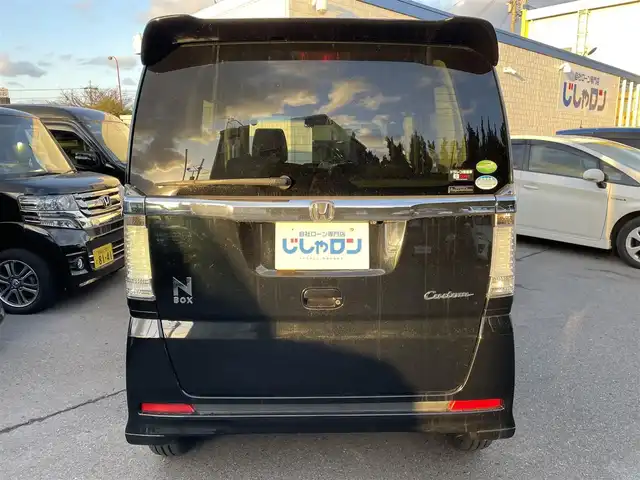 ホンダ Ｎ ＢＯＸ カスタム G Lパッケージ 和歌山県 2013(平25)年 10万km クリスタルブラックパール (株)IDOMが運営する【じしゃロン和歌山店】の自社ローン対象車両になります。こちらは現金ご利用時の価格です。/自社ローンご希望の方は別途その旨お申付け下さい。/4WD/ワンオーナー/純正メモリナビ/CD/USB/SD/バックカメラ/片側パワースライドドア/前後ドライブレコーダー/ETC/HIDヘッドライト/オートライト/フォグランプ/純正14インチアルミ/スマートキー/プッシュスタート