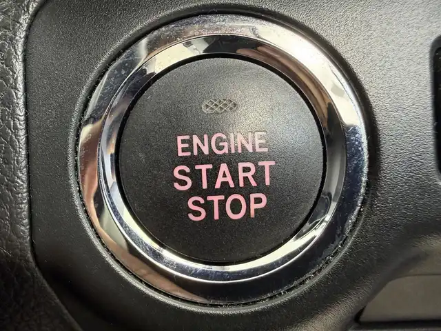 スバル インプレッサ ＸＶ 2．0i－L アイサイト 愛知県 2014(平26)年 5.4万km クリスタルブラックシリカ 純正ナビ（フルセグTV・Bluetooth・ラジオ）/アイサイト/　・アダプティブクルーズコントロール/　・衝突軽減ブレーキ/　・車線逸脱警報/　・誤発進抑制機能/ETC/前席パワーシート/レーンキープアシスト/盗難防止装置/パドルシフト/オートエアコン/オートライト/純正フロアマット/純正アルミホイール/電動格納ミラー/スペアキー