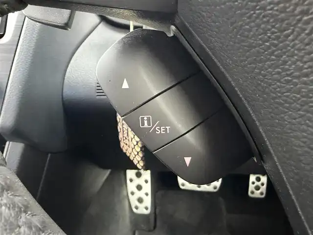 スバル インプレッサ ＸＶ 2．0i－L アイサイト 愛知県 2014(平26)年 5.4万km クリスタルブラックシリカ 純正ナビ（フルセグTV・Bluetooth・ラジオ）/アイサイト/　・アダプティブクルーズコントロール/　・衝突軽減ブレーキ/　・車線逸脱警報/　・誤発進抑制機能/ETC/前席パワーシート/レーンキープアシスト/盗難防止装置/パドルシフト/オートエアコン/オートライト/純正フロアマット/純正アルミホイール/電動格納ミラー/スペアキー