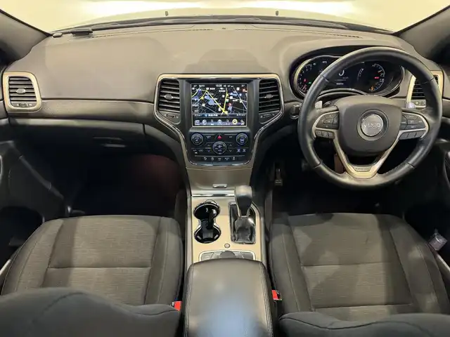 クライスラー・ジープ ジープ グランドチェロキー ラレード 熊本県 2017(平29)年 4.1万km 黒 純正ナビ（Bluetooth、USB、AUX、地デジ）/バックカメラ/パワーシート/純正18インチアルミホイール/HIDヘッドライト/LEDフォグ/ETC/プッシュスタート