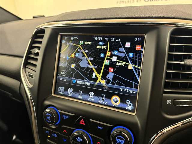 クライスラー・ジープ ジープ グランドチェロキー ラレード 熊本県 2017(平29)年 4.1万km 黒 純正ナビ（Bluetooth、USB、AUX、地デジ）/バックカメラ/パワーシート/純正18インチアルミホイール/HIDヘッドライト/LEDフォグ/ETC/プッシュスタート