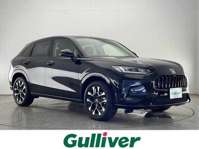 ホンダ ＺＲ－Ｖ Z 宮崎県 2023(令5)年 1万km クリスタルブラックパール BOSEサウンドシステム/Honda SENSING/〇衝突軽減ブレーキ（CMBS）/〇先行車発進お知らせ機能/〇歩行者事故低減ステアリング/〇路外逸脱抑制機能/〇標識認識機能/〇渋滞追従機能付アダプティブクルーズコントロール（ACC）/〇車線維持支援システム（LKAS）/〇トラフィックジャムアシスト（渋滞運転支援機能）/〇ブラインドスポットインフォメーション/〇誤発進抑制機能/〇後方誤発進抑制機能/〇近距離衝突軽減ブレーキ/〇パーキングセンサーシステム/〇後退出庫サポート/〇オートハイビーム/〇アダプティブドライビングビーム/純正9インチナビ/フルセグTV/全方位モニター/黒レザーシート/パワーシート/シートヒーター/ステアリングヒーター/パドルシフト/ハンズフリーアクセスパワーテールゲート(予約クローズ機能付)/ワイヤレス充電/LEDヘッドライト/前後ドライブレコーダー/純正18インチAW/ビルトインETC2.0/スマートキー×２/保証書/取扱説明書