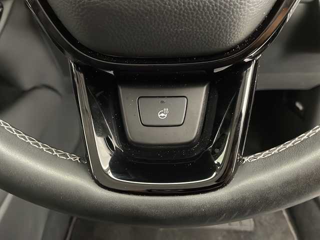ホンダ ＺＲ－Ｖ Z 宮崎県 2023(令5)年 1万km クリスタルブラックパール BOSEサウンドシステム/Honda SENSING/〇衝突軽減ブレーキ（CMBS）/〇先行車発進お知らせ機能/〇歩行者事故低減ステアリング/〇路外逸脱抑制機能/〇標識認識機能/〇渋滞追従機能付アダプティブクルーズコントロール（ACC）/〇車線維持支援システム（LKAS）/〇トラフィックジャムアシスト（渋滞運転支援機能）/〇ブラインドスポットインフォメーション/〇誤発進抑制機能/〇後方誤発進抑制機能/〇近距離衝突軽減ブレーキ/〇パーキングセンサーシステム/〇後退出庫サポート/〇オートハイビーム/〇アダプティブドライビングビーム/純正9インチナビ/フルセグTV/全方位モニター/黒レザーシート/パワーシート/シートヒーター/ステアリングヒーター/パドルシフト/ハンズフリーアクセスパワーテールゲート(予約クローズ機能付)/ワイヤレス充電/LEDヘッドライト/前後ドライブレコーダー/純正18インチAW/ビルトインETC2.0/スマートキー×２/保証書/取扱説明書