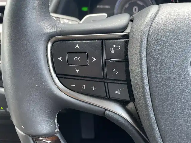 レクサス ＥＳ 300h バージョンL 滋賀県 2019(平31)年 2.9万km アイスエクリュマイカメタリック 純正ナビ/(Bluetooth/フルセグ/CD/DVD)/マークレビンソン/三眼LEDオートライト/サンルーフ/レクサスセーフティーセンス/・プリクラッシュセーフティ/・レーダークルーズコントロール/・レーンキープアシスト/・オートハイビーム/ブラインドスポットモニター/標識認識/先行車発進告知/ヘッドアップディスプレイ/メモリ付きパワーシート/レザーシート/シートヒーター/シートクーラー/ステアリングヒーター/電動パーキング/ブレーキホールド/デジタルインナーミラー/ドライブレコーダー/リアサンシェード/ビルトインETC2.0/電動格納ミラー
