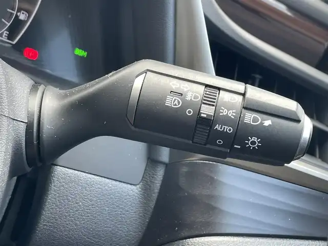レクサス ＥＳ 300h バージョンL 滋賀県 2019(平31)年 2.9万km アイスエクリュマイカメタリック 純正ナビ/(Bluetooth/フルセグ/CD/DVD)/マークレビンソン/三眼LEDオートライト/サンルーフ/レクサスセーフティーセンス/・プリクラッシュセーフティ/・レーダークルーズコントロール/・レーンキープアシスト/・オートハイビーム/ブラインドスポットモニター/標識認識/先行車発進告知/ヘッドアップディスプレイ/メモリ付きパワーシート/レザーシート/シートヒーター/シートクーラー/ステアリングヒーター/電動パーキング/ブレーキホールド/デジタルインナーミラー/ドライブレコーダー/リアサンシェード/ビルトインETC2.0/電動格納ミラー