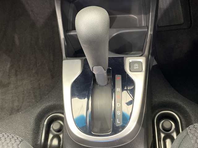 ホンダ フィット 13G L ホンダセンシング 栃木県 2019(令1)年 1.1万km プラチナホワイトパール 純正メモリナビ【VXM-194VFi】/（CD/DVD/フルセグTV/Bluetooth）/バックカメラ/ホンダセンシング/前方ドライブレコーダー/禁煙車/オートライト/LEDヘッドライト/横滑り防止装置/スマートキー/プッシュスタート/アイドリングストップ/電動格納ミラー/純正フロアマット/ドアバイザー