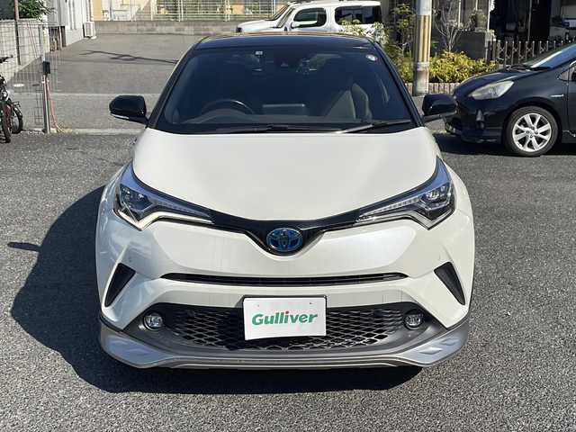 トヨタ Ｃ－ＨＲ G 大阪府 2018(平30)年 6.5万km ブラック/ホワイトパールクリスタルシャイン 2トーン ETC2.0/純正ナビ/ワンセグTV/クルーズコントロール/革巻ステアリング/LEDヘッドライト/バックカメラ/ドラレコ前/ハーフレザーシート/AUTOエアコン