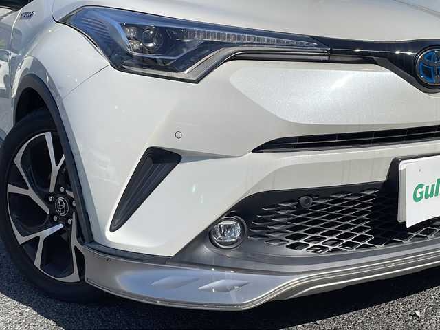 トヨタ Ｃ－ＨＲ G 大阪府 2018(平30)年 6.5万km ブラック/ホワイトパールクリスタルシャイン 2トーン ETC2.0/純正ナビ/ワンセグTV/クルーズコントロール/革巻ステアリング/LEDヘッドライト/バックカメラ/ドラレコ前/ハーフレザーシート/AUTOエアコン