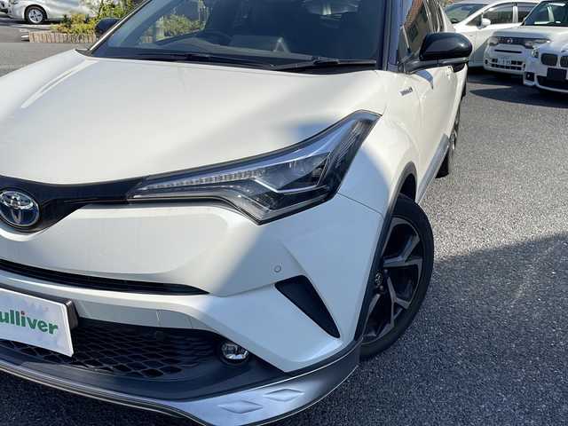トヨタ Ｃ－ＨＲ G 大阪府 2018(平30)年 6.5万km ブラック/ホワイトパールクリスタルシャイン 2トーン ETC2.0/純正ナビ/ワンセグTV/クルーズコントロール/革巻ステアリング/LEDヘッドライト/バックカメラ/ドラレコ前/ハーフレザーシート/AUTOエアコン