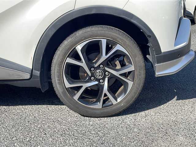 トヨタ Ｃ－ＨＲ G 大阪府 2018(平30)年 6.5万km ブラック/ホワイトパールクリスタルシャイン 2トーン ETC2.0/純正ナビ/ワンセグTV/クルーズコントロール/革巻ステアリング/LEDヘッドライト/バックカメラ/ドラレコ前/ハーフレザーシート/AUTOエアコン