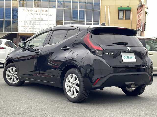 トヨタ アクア Z 三重県 2022(令4)年 8万km ブラックマイカ 純正10.5インチコネクテッドナビ/アップルカープレイ/アンドロイドオート/全周囲カメラ/バックカメラ/BSM/純正ビルトインETC2.0/スペアキー/コーナーセンサー/AC100V/ドライブレコーダー/ステアリングヒーター/シートヒーター/パワーシート/USB.タイプC給電/追従レーダークルーズコントロール/レーンキープアシスト/LEDヘッドライト/電動格納ミラー/SOSコール/禁煙車