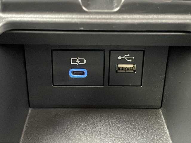 トヨタ アクア Z 三重県 2022(令4)年 8万km ブラックマイカ 純正10.5インチコネクテッドナビ/アップルカープレイ/アンドロイドオート/全周囲カメラ/バックカメラ/BSM/純正ビルトインETC2.0/スペアキー/コーナーセンサー/AC100V/ドライブレコーダー/ステアリングヒーター/シートヒーター/パワーシート/USB.タイプC給電/追従レーダークルーズコントロール/レーンキープアシスト/LEDヘッドライト/電動格納ミラー/SOSコール/禁煙車