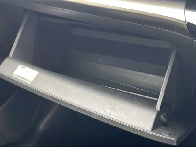 トヨタ アクア Z 三重県 2022(令4)年 8万km ブラックマイカ 純正10.5インチコネクテッドナビ/アップルカープレイ/アンドロイドオート/全周囲カメラ/バックカメラ/BSM/純正ビルトインETC2.0/スペアキー/コーナーセンサー/AC100V/ドライブレコーダー/ステアリングヒーター/シートヒーター/パワーシート/USB.タイプC給電/追従レーダークルーズコントロール/レーンキープアシスト/LEDヘッドライト/電動格納ミラー/SOSコール/禁煙車