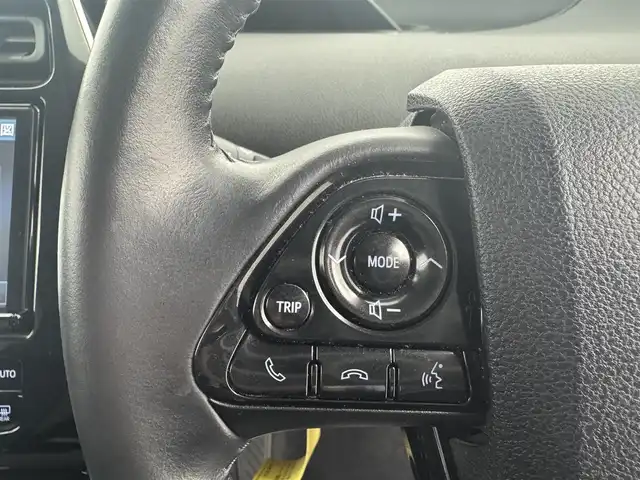 トヨタ プリウス ＰＨＶ Sナビパケ・セーフティプラス 愛知県 2018(平30)年 7.6万km シルバーM モデリスタフルエアロ/モデリスタアルミホイール/純正9インチナビ/・Bluetooth/フルセグTV/CD/DVD/バックカメラ/ビルドインETC/ドライブレコーダー/トヨタセーフティセンス/・衝突被害軽減システム/・レーンキープアシスト/・コーナーセンサー/・オートマチックハイビーム/レーダークルーズコントロール/・オートLEDヘッドライトライト/・LEDフォグランプ/シートヒーター/ステアリングヒーター/AC100V/プッシュスタート/・スマートキー