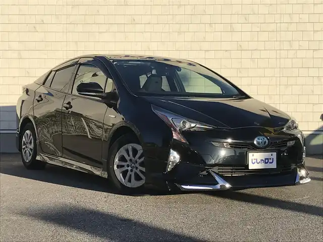 トヨタ プリウス Sセーフティプラス 栃木県 2017(平29)年 13.3万km アティチュードブラックマイカ (株)IDOMが運営する【じしゃロン小山店】の自社ローン対象車両になります。こちらは現金ご利用時の価格です。/自社ローンご希望の方は別途その旨お申付け下さい。//禁煙車/純正フルセグナビ/（CD/DVD/AM/FMラジオ）/(Bluetooth)/スマートキー/プッシュスタート/バックカメラ/ＥＴＣ/プリクラッシュセーフィ/レーンキープアシスト/車線逸脱警報/レーダークルーズコントロール/１００Ｖコンセント充電/ドライブレコーダー/ヘッドアップディスプレイ/ステアリングリモコン/電動格納ドアミラー/パワーウインドウ/オートライト/オートマチックハイビーム/自動防眩ミラー