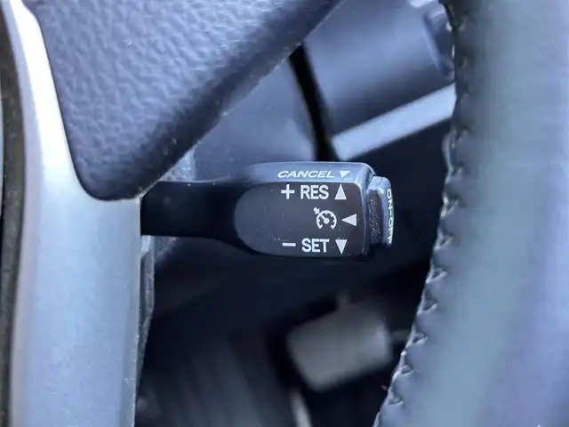 トヨタ ヴォクシー ZS 煌Ⅲ 宮城県 2021(令3)年 7.1万km イナズマスパーキングブラックガラスフレーク セーフティセンス/・プリクラッシュセーフティ/・レーンディパーチャーアラート/・オートマチックハイビーム/クリアランスソナー/パーキングサポートブレーキ/純正12インチフリップダウンモニター（V12T-R68C）/純正10インチナビ（NSZN-Z68T）/・CD/DVD/・Bluetooth/・フルセグTV/バックカメラ/ビルトインETC/両側電動スライドドア/ハーフレザーシート/革巻きステアリング/ステアリングスイッチ/LEDヘッドランプ/フォグランプ/オートライト/スマートキー＆プッシュスタート/電動格納ミラー/純正16インチAW/純正フロアマット/純正ドアバイザー/Wエアバッグ