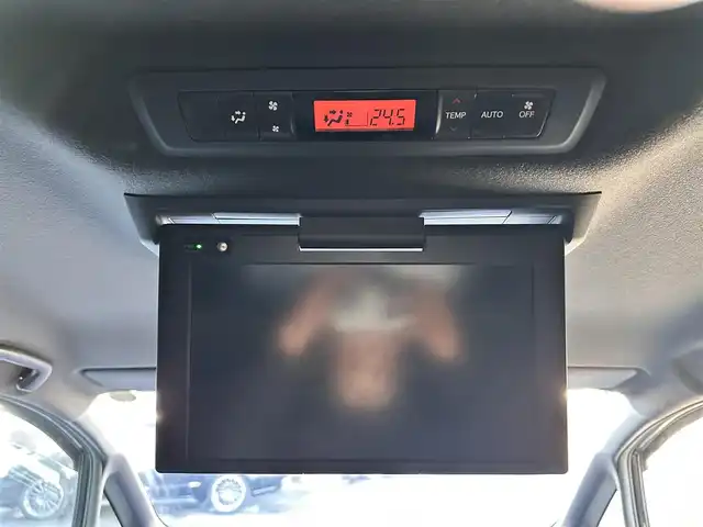 トヨタ ヴォクシー ZS 煌Ⅲ 宮城県 2021(令3)年 7.1万km イナズマスパーキングブラックガラスフレーク セーフティセンス/・プリクラッシュセーフティ/・レーンディパーチャーアラート/・オートマチックハイビーム/クリアランスソナー/パーキングサポートブレーキ/純正12インチフリップダウンモニター（V12T-R68C）/純正10インチナビ（NSZN-Z68T）/・CD/DVD/・Bluetooth/・フルセグTV/バックカメラ/ビルトインETC/両側電動スライドドア/ハーフレザーシート/革巻きステアリング/ステアリングスイッチ/LEDヘッドランプ/フォグランプ/オートライト/スマートキー＆プッシュスタート/電動格納ミラー/純正16インチAW/純正フロアマット/純正ドアバイザー/Wエアバッグ