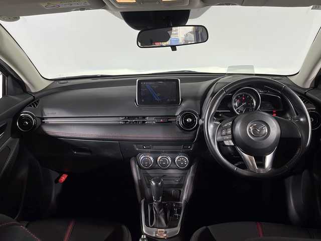 マツダ デミオ 13S ツーリング 福岡県 2016(平28)年 5.1万km ソウルレッドプレミアムメタリック ・Bカメラ/・Bluetooth/・純正ナビ/・15インチ純正ホイール/・前席シートヒーター/・オートライト/・ヘッドアップディスプレイ/・AUX/・CD/DVD/・スマートキー/・スペアキー1本/・プッシュスタート/・フルセグTV