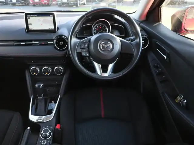 マツダ デミオ 13S ツーリング 千葉県 2016(平28)年 5.1万km ソウルレッドプレミアムメタリック スマートシティブレーキサポート/アクティブ・ドライビング・ディスプレイ/純正SDナビ/地デジTV/【DVD/CD再生機能　Bluetooth接続】/バックカメラ/前席シートヒーター/革巻きステアリング/ETC/LEDヘッドライト/ウインカーミラー/純正15インチアルミホイル/サイド/カーテンエアバッグ/アドバンストキーレスエントリー