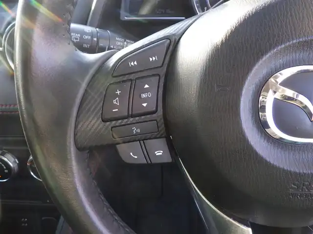 マツダ デミオ 13S ツーリング 千葉県 2016(平28)年 5.1万km ソウルレッドプレミアムメタリック スマートシティブレーキサポート/アクティブ・ドライビング・ディスプレイ/純正SDナビ/地デジTV/【DVD/CD再生機能　Bluetooth接続】/バックカメラ/前席シートヒーター/革巻きステアリング/ETC/LEDヘッドライト/ウインカーミラー/純正15インチアルミホイル/サイド/カーテンエアバッグ/アドバンストキーレスエントリー