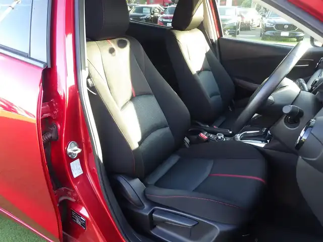 マツダ デミオ 13S ツーリング 千葉県 2016(平28)年 5.1万km ソウルレッドプレミアムメタリック スマートシティブレーキサポート/アクティブ・ドライビング・ディスプレイ/純正SDナビ/地デジTV/【DVD/CD再生機能　Bluetooth接続】/バックカメラ/前席シートヒーター/革巻きステアリング/ETC/LEDヘッドライト/ウインカーミラー/純正15インチアルミホイル/サイド/カーテンエアバッグ/アドバンストキーレスエントリー