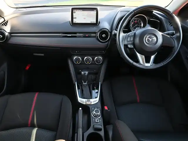 マツダ デミオ 13S ツーリング 千葉県 2016(平28)年 5.1万km ソウルレッドプレミアムメタリック スマートシティブレーキサポート/アクティブ・ドライビング・ディスプレイ/純正SDナビ/地デジTV/【DVD/CD再生機能　Bluetooth接続】/バックカメラ/前席シートヒーター/革巻きステアリング/ETC/LEDヘッドライト/ウインカーミラー/純正15インチアルミホイル/サイド/カーテンエアバッグ/アドバンストキーレスエントリー