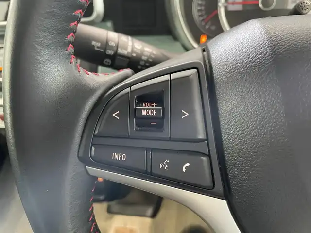 スズキ スペーシア カスタム HYBRID XS 鹿児島県 2020(令2)年 1.8万km スチールシルバーM ディスプレイオーディオ　/スズキセーフティサポート　/デュアルカメラブレーキサポート　/革巻きステアリング　/ステアリングリモコン　/フロントフォグライト　/ロールサンシェード　/後席パーソナルテーブル　/ドアバイザー/禁煙