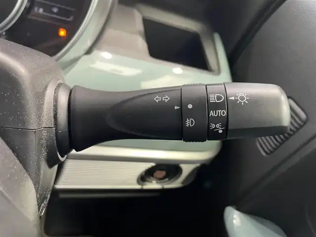 スズキ スペーシア カスタム HYBRID XS 鹿児島県 2020(令2)年 1.8万km スチールシルバーM ディスプレイオーディオ　/スズキセーフティサポート　/デュアルカメラブレーキサポート　/革巻きステアリング　/ステアリングリモコン　/フロントフォグライト　/ロールサンシェード　/後席パーソナルテーブル　/ドアバイザー/禁煙