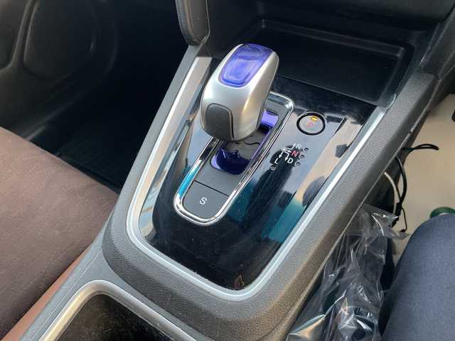 ホンダ シャトル ハイブリッド Z 石川県 2017(平29)年 8万km ミッドナイトブルービームM 社外メモリーナビ　フルセグＴＶ　バックカメラ　ＬＥＤヘッドライト　ＥＴＣ　ハーフレザーシート　シートヒーター　スマートキー　プッシュスタート　電動ミラー　フロアマット