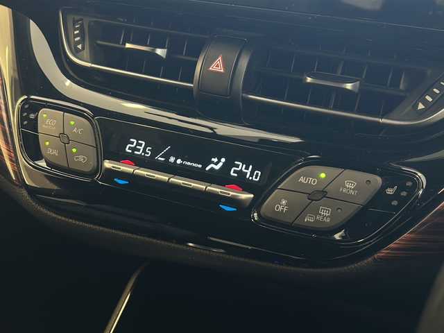 トヨタ Ｃ－ＨＲ G モード ネロ セーフティプラス 岐阜県 2021(令3)年 6.9万km ホワイトパールクリスタルシャイン ワンオーナー/モデリスタエアロ/トヨタセーフティセンス/プリクラッシュセーフティ/レーンキープ/ブラインドスポットモニター/オートマチックハイビーム/レーダークルーズコントロール/ディスプレイオーディオ/全周囲モニター/Bluetooth/ビルトインETC/LEDヘッドライト/フォグライト/前後ドライブレコーダー/電子パーキング