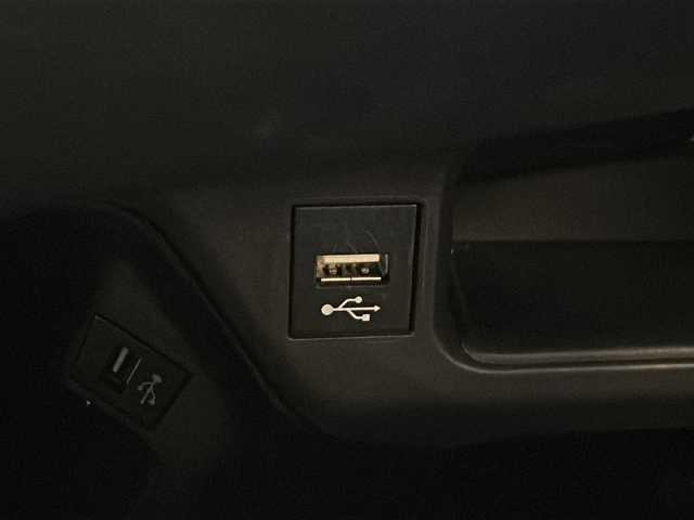 トヨタ Ｃ－ＨＲ G モード ネロ セーフティプラス 岐阜県 2021(令3)年 6.9万km ホワイトパールクリスタルシャイン ワンオーナー/モデリスタエアロ/トヨタセーフティセンス/プリクラッシュセーフティ/レーンキープ/ブラインドスポットモニター/オートマチックハイビーム/レーダークルーズコントロール/ディスプレイオーディオ/全周囲モニター/Bluetooth/ビルトインETC/LEDヘッドライト/フォグライト/前後ドライブレコーダー/電子パーキング