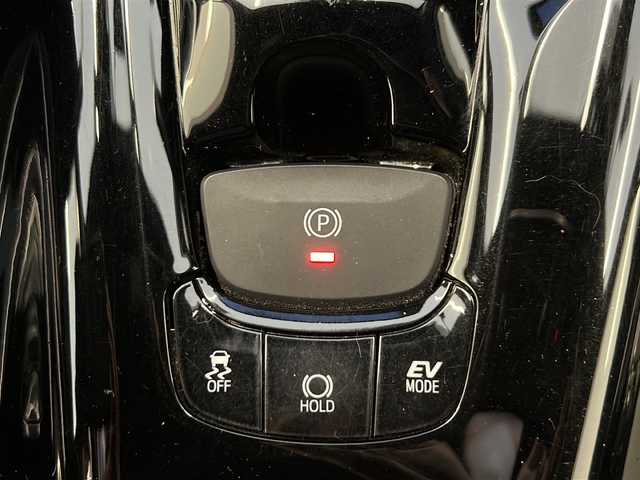 トヨタ Ｃ－ＨＲ G モード ネロ セーフティプラス 岐阜県 2021(令3)年 6.9万km ホワイトパールクリスタルシャイン ワンオーナー/モデリスタエアロ/トヨタセーフティセンス/プリクラッシュセーフティ/レーンキープ/ブラインドスポットモニター/オートマチックハイビーム/レーダークルーズコントロール/ディスプレイオーディオ/全周囲モニター/Bluetooth/ビルトインETC/LEDヘッドライト/フォグライト/前後ドライブレコーダー/電子パーキング